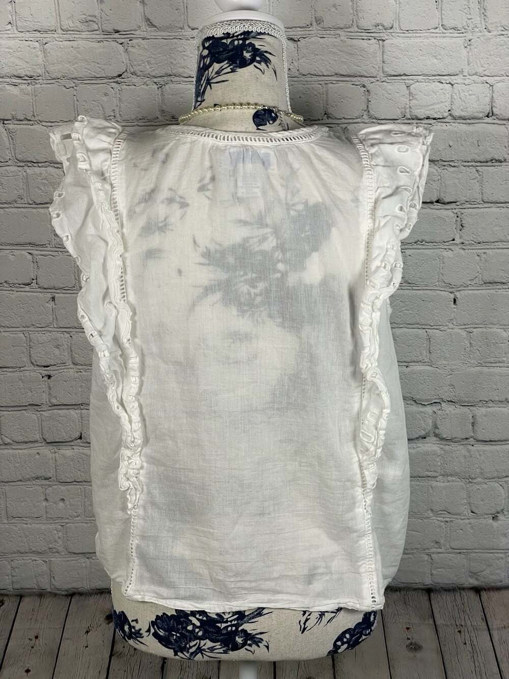 Calypso St.Barth White 100% Cotton Eyelet/ Embroidered Flutter Sleeve Top Size M - Picture 3 of 5